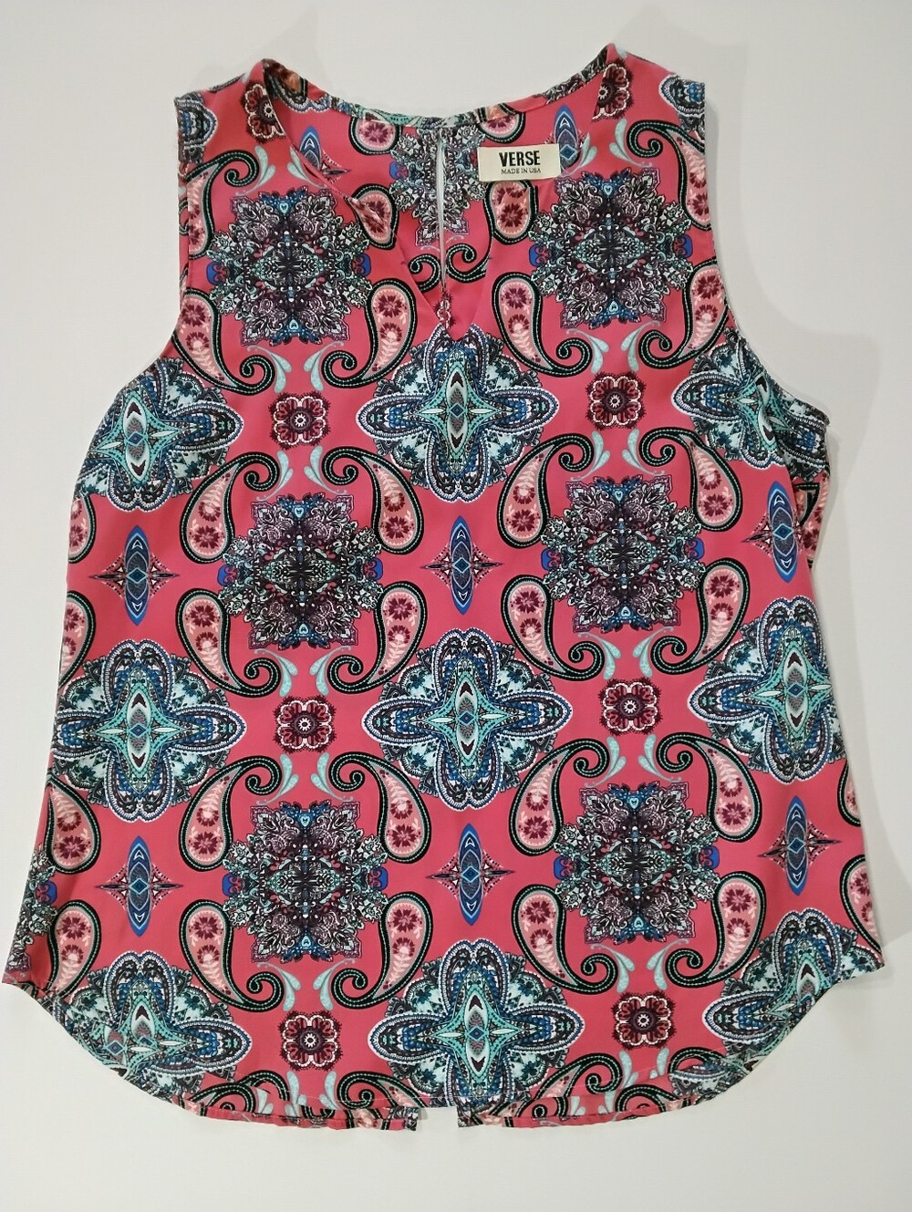 Verse Jory Sleeveless Blouse Red Orange‎ Blue Paisley Geometric Made In The USA